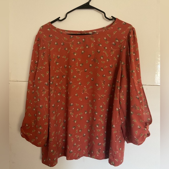 LC Lauren Conrad Tops - LC Lauren Conrad Terracotta Floral Blouse